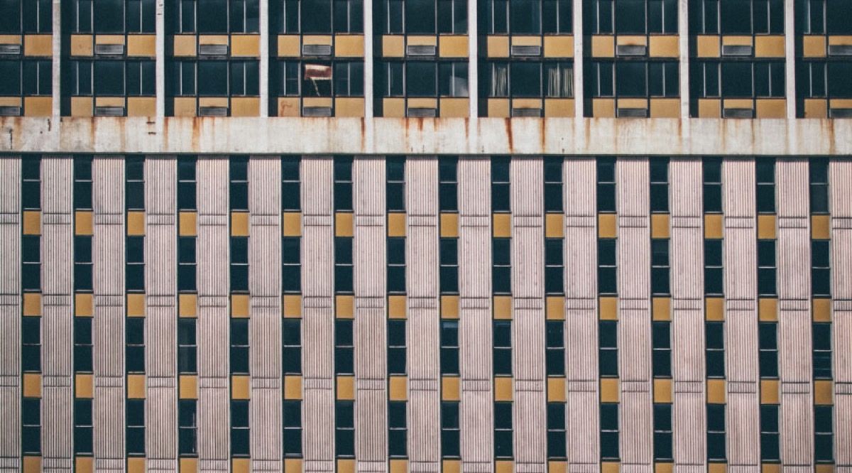 //unsplash.com/photos/EaGsRRRcKjc by Khara Woods