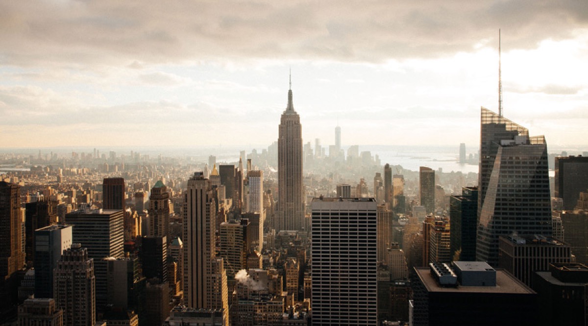 https://unsplash.com/search/new?photo=RokFUDqlTIo